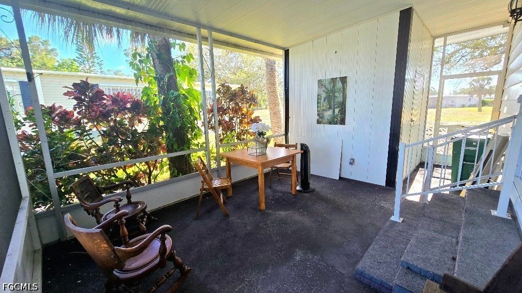 537 Charlemagne Blvd, Naples, FL - View 2