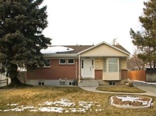 2117 E Rolling Knolls Way, Cottonwood Heights, UT 84121
