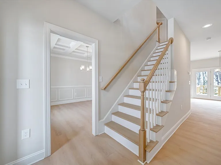 1031 Wild Fox Ct — Photo 10
