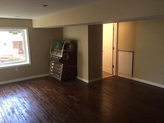 Open dinning area with tons of natural sunlight