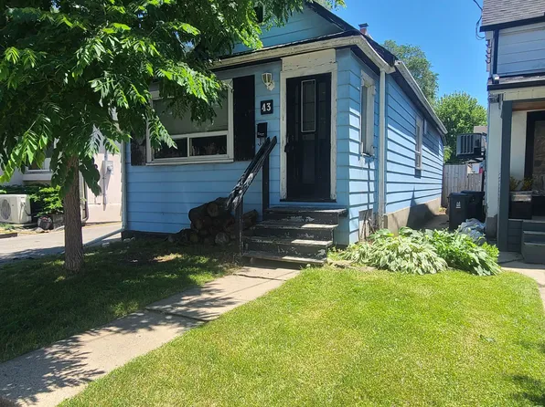 43 Jillson Ave, Toronto, ON M6S 2P3