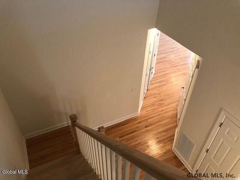 5th image of 13 Boggs Street