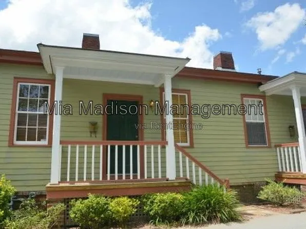 547 E Macon St, Savannah, GA 31401
