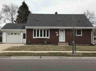 1615 Delores St, Green Bay, WI 54304