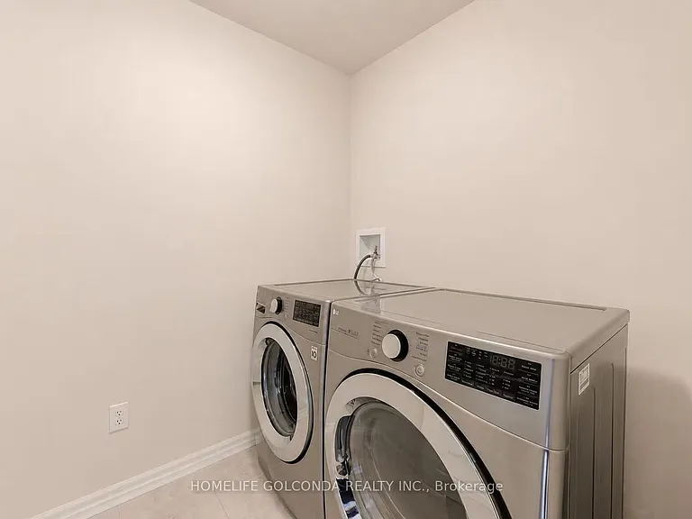 74 Renaissance Dr — Photo 13