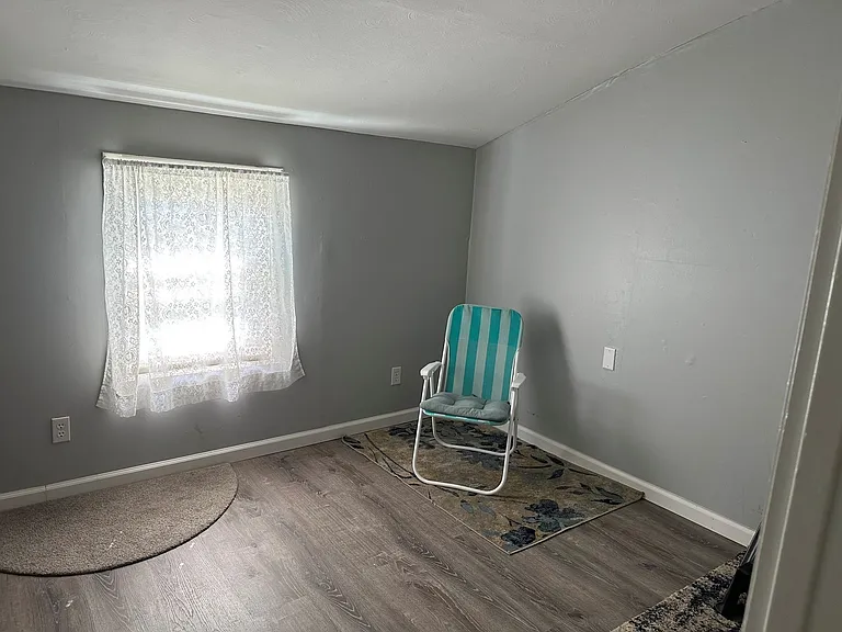 69 County Rd — Photo 9