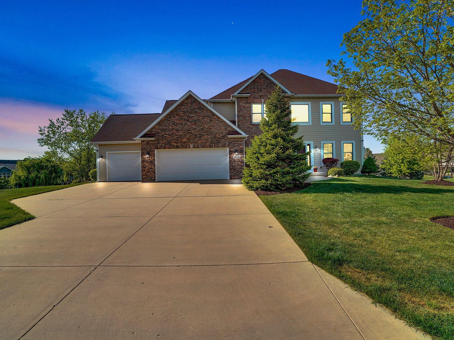 11034 40th Ave, Pleasant Prairie, WI 53158 | Zillow