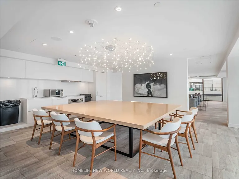 8 Hillsdale Ave E #920 — Photo 19