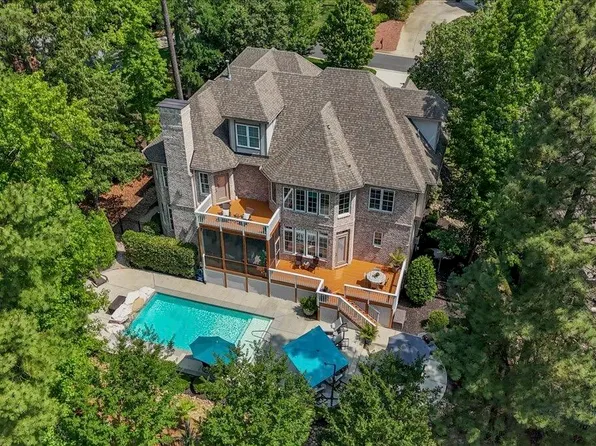 65 Forked Pine Ct, Chapel Hill, NC 27517