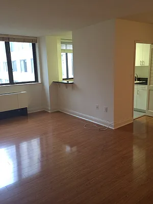 Rented by 280 Park Avenue South Realty | media 12