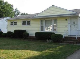 7560 Dawn Haven Dr, Parma, OH