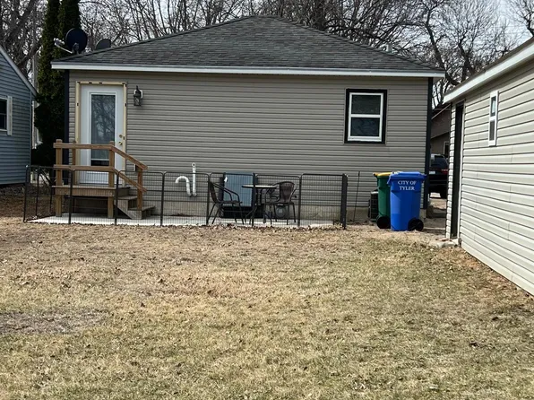 108 S Maple St, Tyler, MN 56178