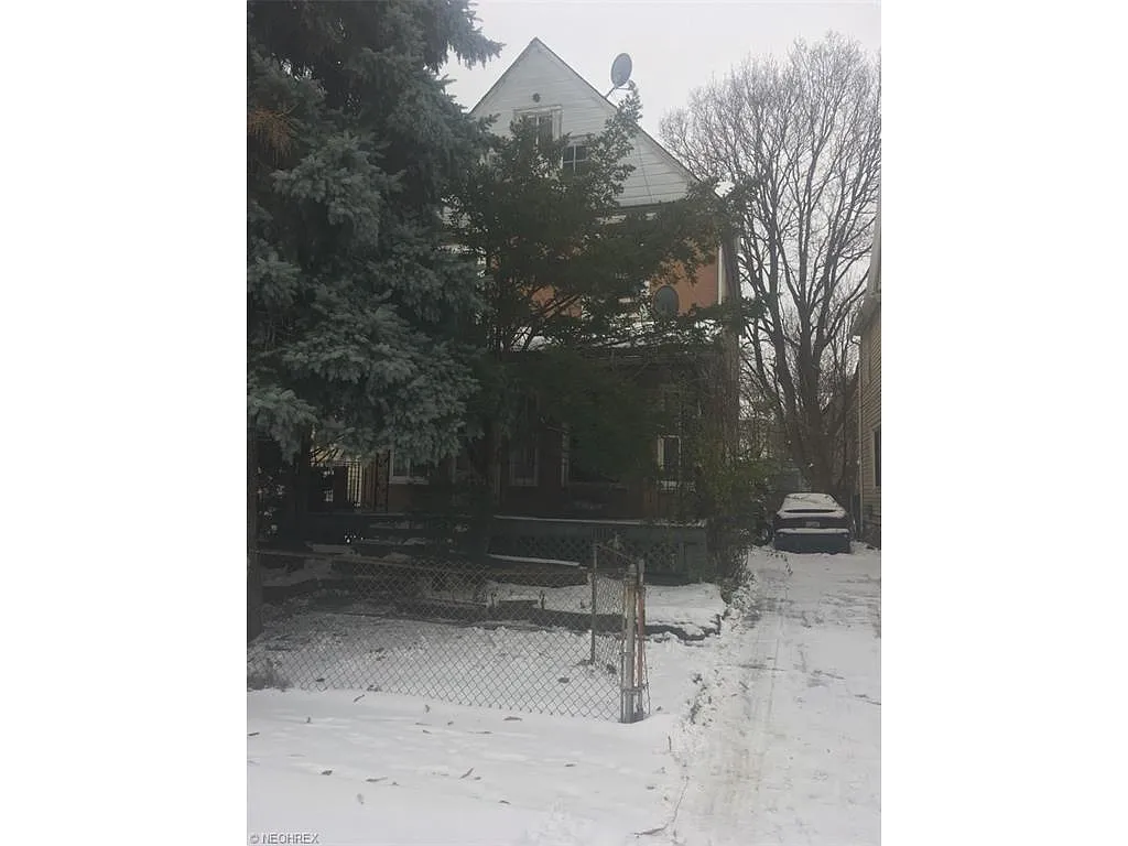 10608 Kimberley Ave photo 1