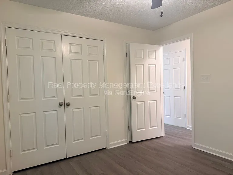 1330 Park Glen Dr #104 — Photo 23