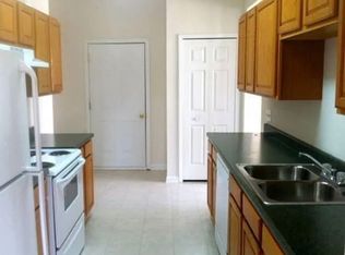 22074 Marberry Cmns, Bedford, OH