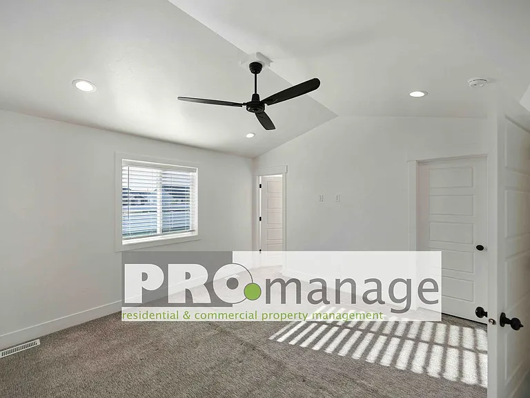 3755 E Inglewood Dr — Photo 7