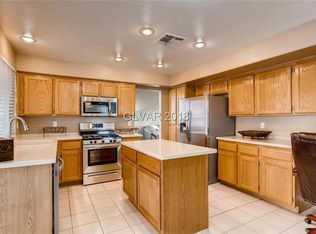 719 Canyon Country Cir, Henderson, NV 89002