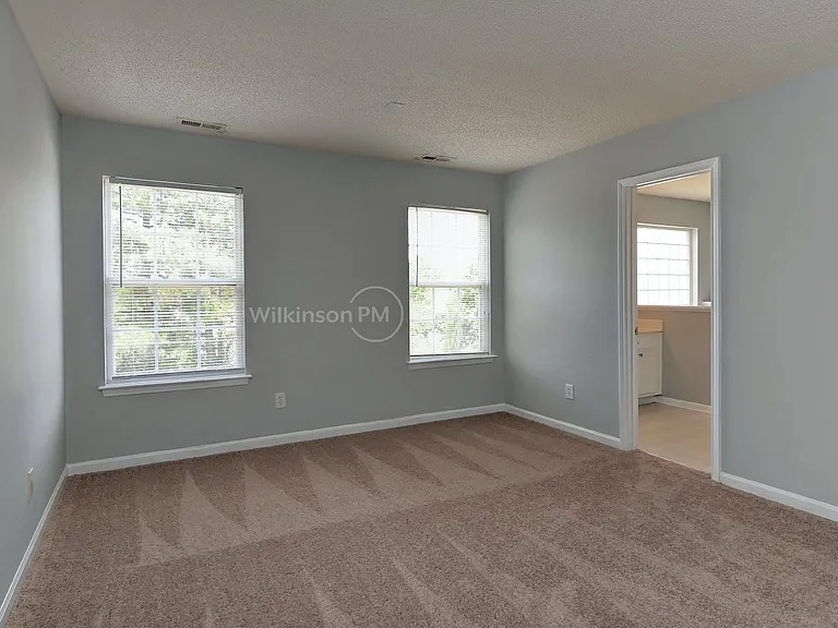 10420 Yellow Rose Ln — Photo 20