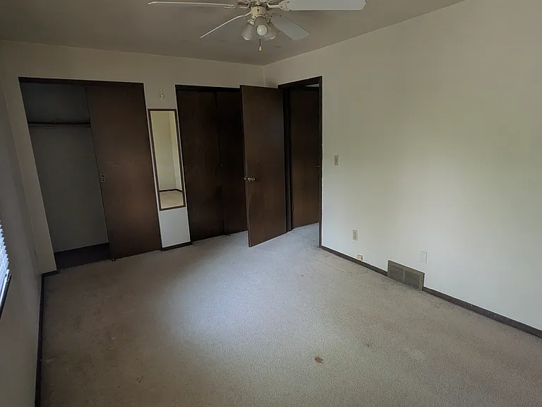 4830 W Edgerton Ave — Photo 14