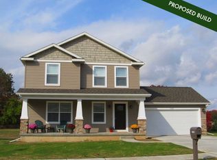 2 Bentwood Dr, Jackson, MI 49201