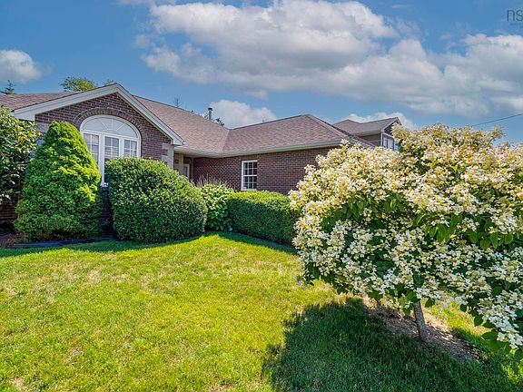 2nd image of 58 Longard Dr