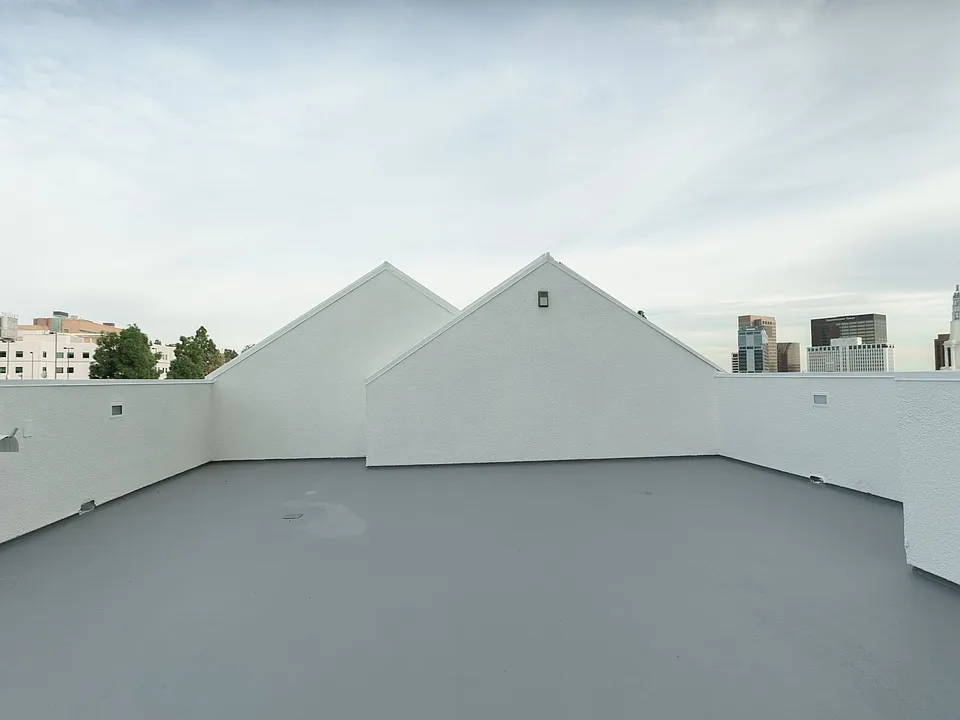 Building Photo 5