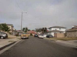 1313 E 215th St, Carson, CA 90745