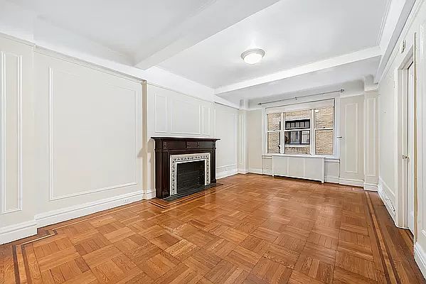 1st image of 65 Central Park W APT 4F