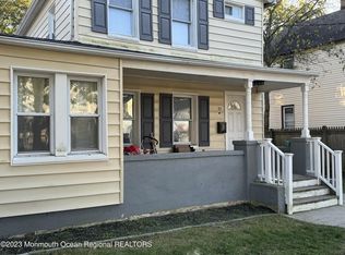 35 Bank St, Red Bank, NJ 07701