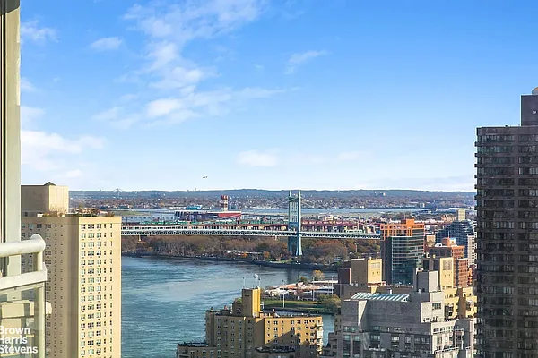 Rented by Brown Harris Stevens | media 31