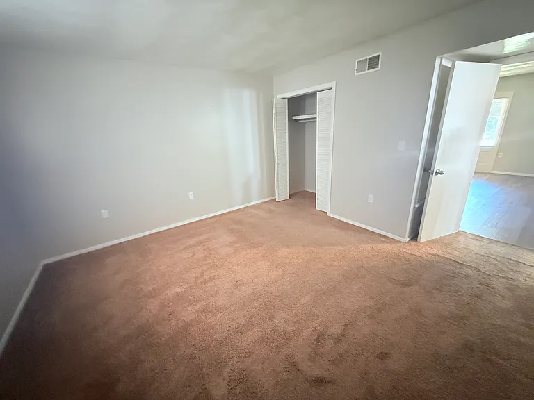 500 N Commerce St #108 — Photo 10