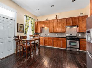 2111 26th St #1, Galveston, TX 77550