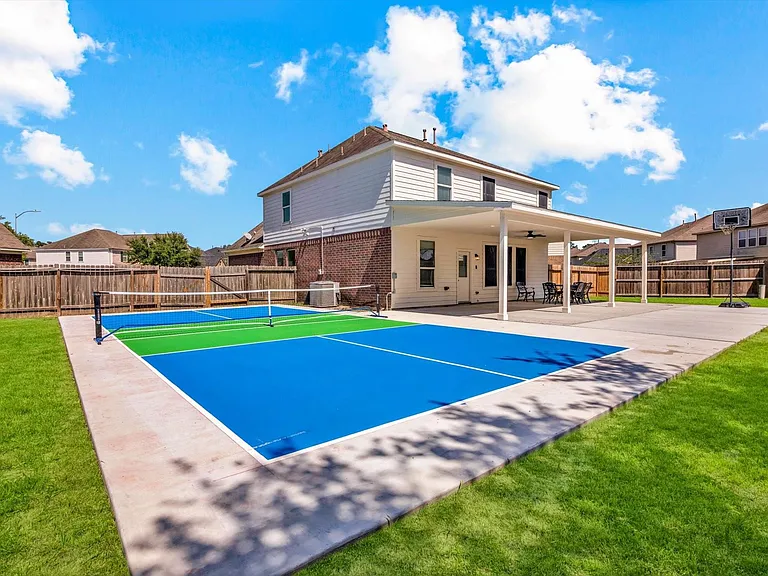 1722 Sun Point Ct — Photo 32