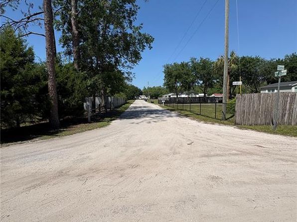 7408 Tom Dr #3, Land O Lakes, FL 34638