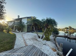 3338 Fernleaf Dr, Hernando Beach, FL 34607