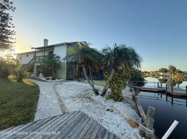 3338 Fernleaf Dr, Hernando Beach, FL 34607