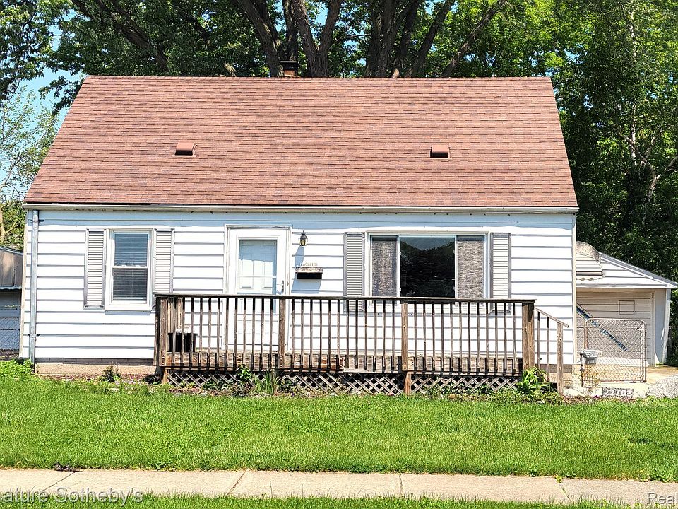 1st image of 22703 Ridgeway St