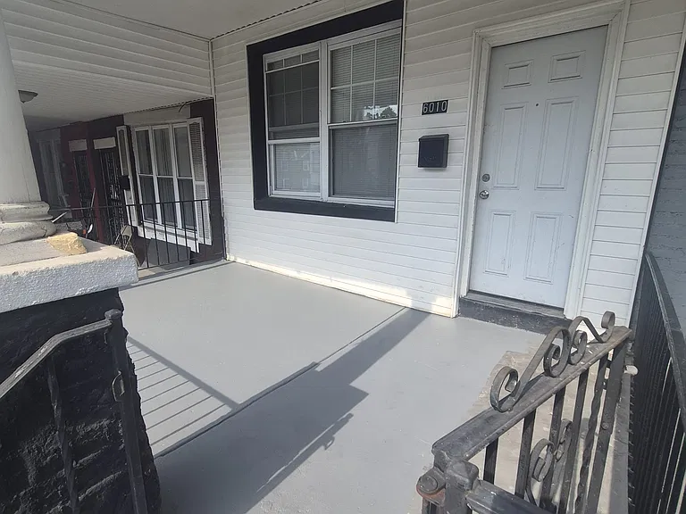 6010 N Lambert St — Photo 23