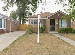 12634 S Loomis St, Calumet Park, IL