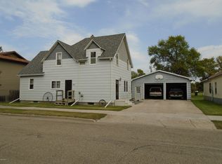 1011 6th Ave, Cando, ND 58324