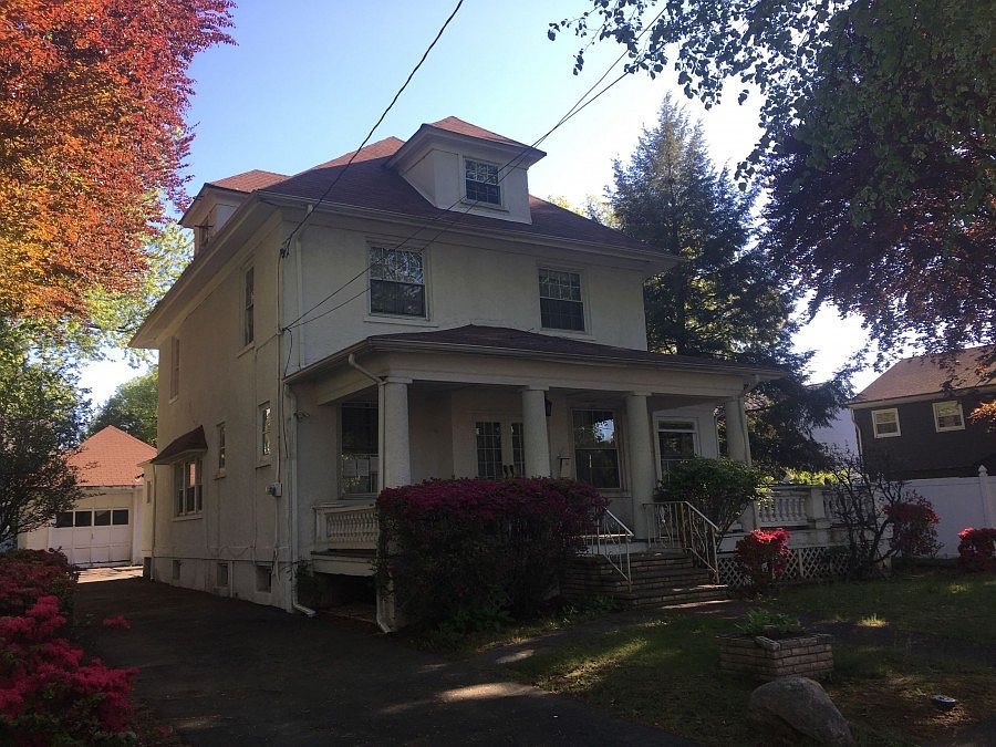 2nd image of 357 Sycamore St