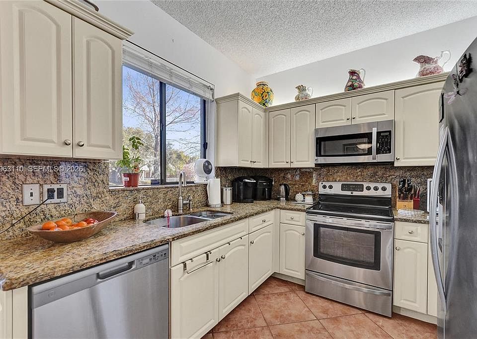 1st image of 1025 NW 105th Way #2