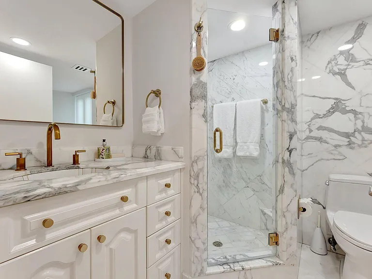 120 SE 5th Ave #426 — Photo 33