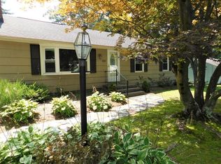 228 Maple St, East Longmeadow, MA 01028