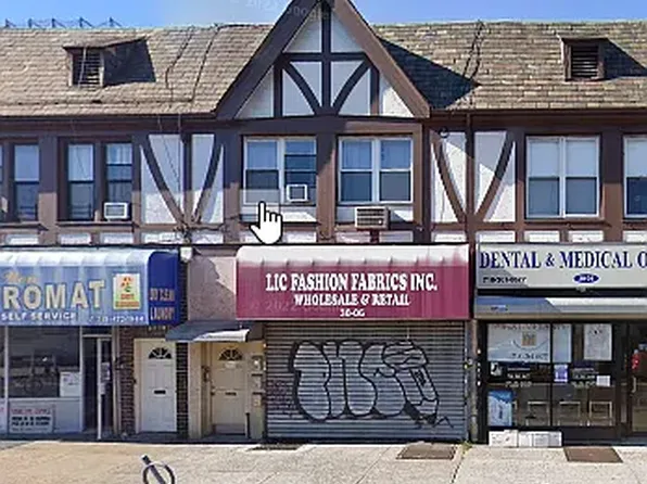 3006 36th Ave, Astoria, NY 11106