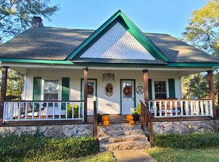 1093 Sanford Rd, Moselle, MS 39459