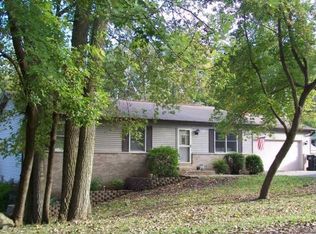 208 Kohl Ave, Spring Grove, IL 60081