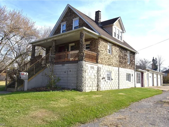 583 Blossom Ave, Campbell, OH 44405