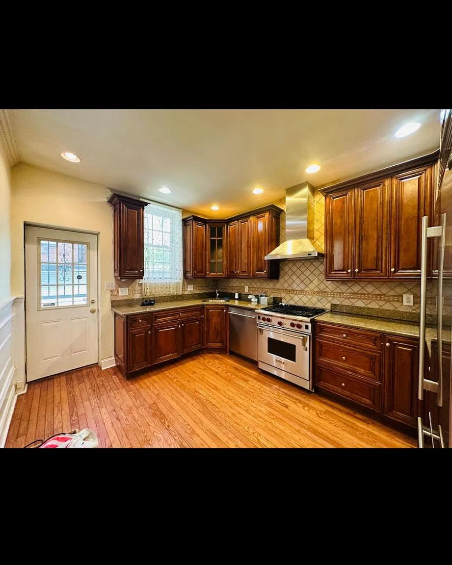 4515 Sansom St — Photo 3