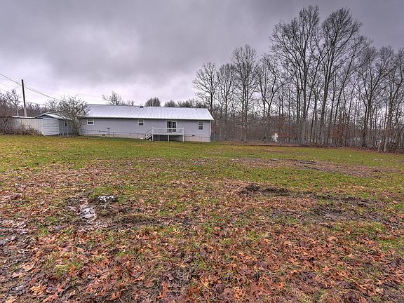5th image of 219 Canary Dr
